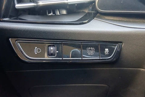 Kia Niro 1.6 GDi HEV 95kW (129CV) Drive