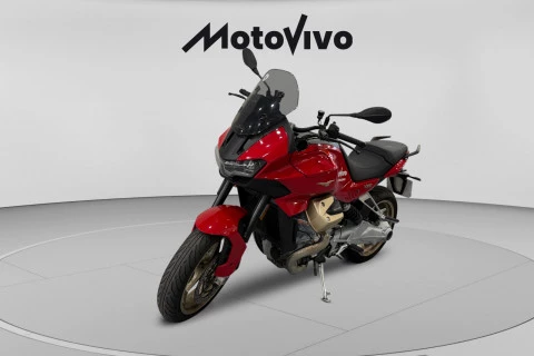 Moto Guzzi V100 Mandello 