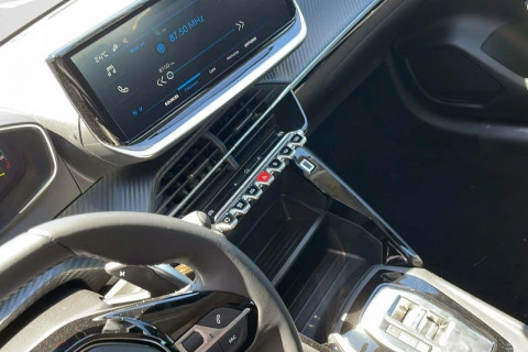 Peugeot 208 Edition HYBRID 110 eDCS6