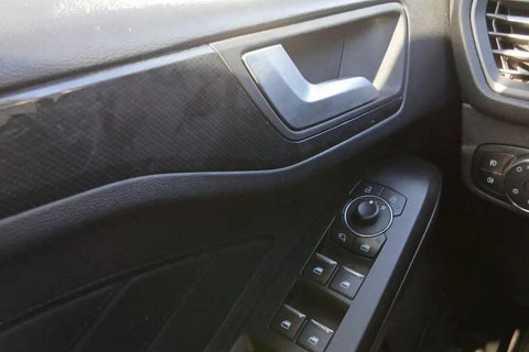 Ford Focus 1.0 Ecoboost MHEV 92kW ST-Line