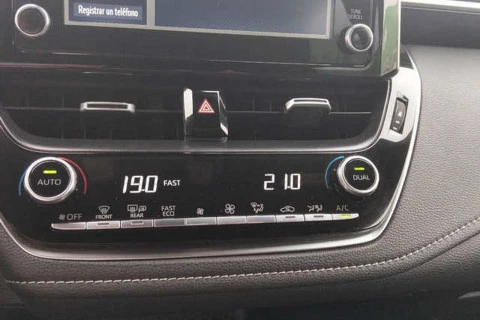 Toyota Corolla 1.8 125H ACTIVE TECH E-CVT TOU SPORT