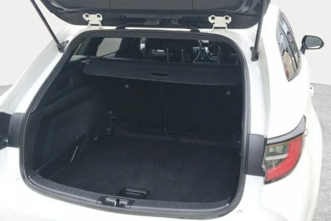 Toyota Corolla 1.8 125H ACTIVE TECH E-CVT TOU SPORT