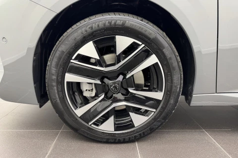 Peugeot 208 Allure HYBRID 110 eDCS6