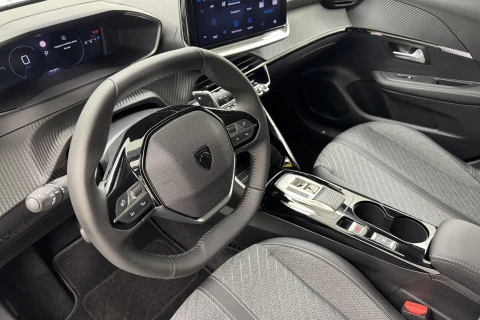 Peugeot 208 Allure HYBRID 110 eDCS6