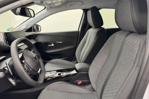 Peugeot 208 Allure HYBRID 110 eDCS6