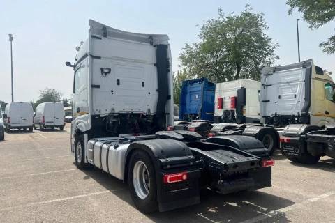 Mercedes-Benz Actros 1851 LS 