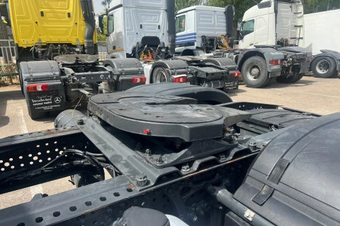 Mercedes-Benz Actros 1851 LS 