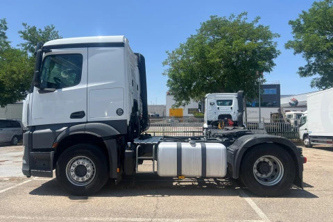Mercedes-Benz Actros 1845 LS