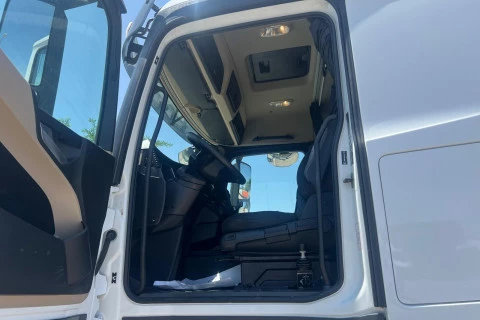 Mercedes-Benz Actros 1845 LS