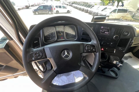 Mercedes-Benz Actros 1845 LS