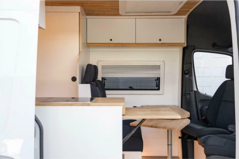 Mercedes-Benz Sprinter 906BB35