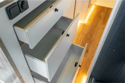 Mercedes-Benz Sprinter 906BB35