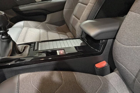 Citroën C4 PureTech 130 S&S 6v Plus