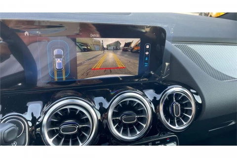 Mercedes-Benz GLA GLA 200 D