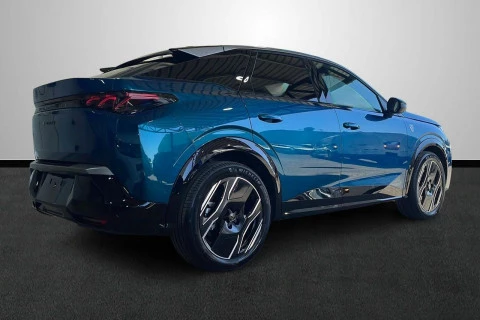 Peugeot e-3008 GT Eléctrico 157kW