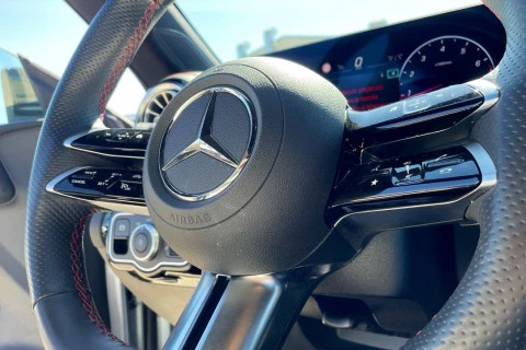 Mercedes-Benz CLA CLA 200