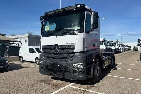 Mercedes-Benz Actros 1851 LS Mercedes-Benz Actros 1851 LS