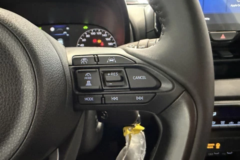 Mazda2 1.5 85 kW (116 CV) CVT Centre-line