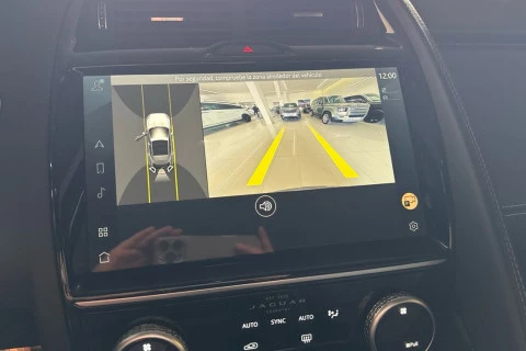 Jaguar E-Pace 2.0D MHEV R-Dynamic SE 4WD Auto 150 kW (204 CV)