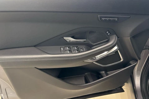 Jaguar E-Pace 2.0D MHEV R-Dynamic SE 4WD Auto 150 kW (204 CV)