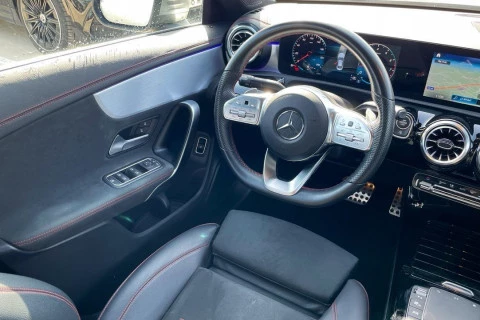 Mercedes-Benz CLA CLA 180