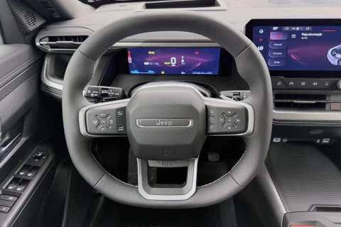 Jeep Compass Full Electric Jeep Compass BEV First Edi