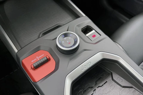 Jeep Compass Full Electric Jeep Compass BEV First Edi