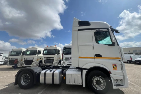 Mercedes-Benz Actros 1851 LS