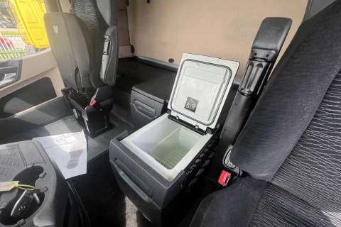 Mercedes-Benz Actros 1851 LS