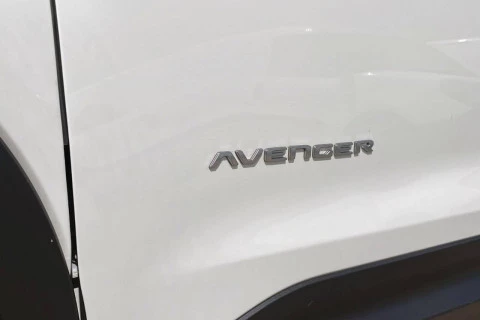 Jeep Avenger 1.2 eHybrid 74kW (100CV) Summit