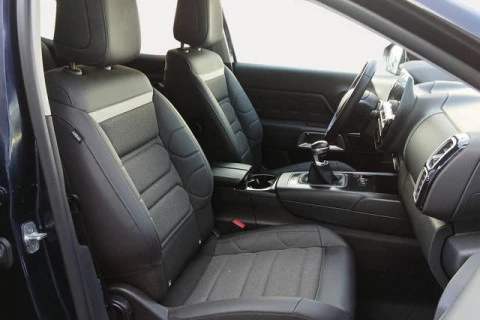 Citroën C5 Aircross PureTech 130 S&S Plus 96 kW (131 CV)