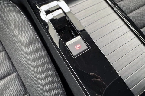 Citroën C4 Hybrid 145 ë-DCS6 Business Edition