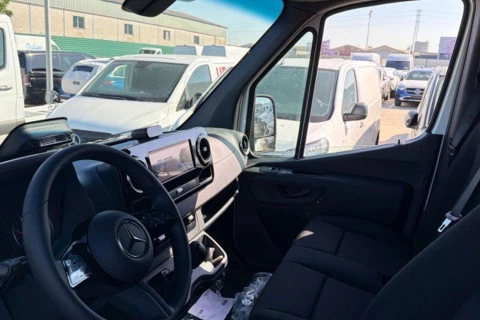 Mercedes-Benz Sprinter 315 CDI FURGÓN PRO LARGO