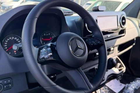Mercedes-Benz Sprinter 315 CDI FURGÓN PRO LARGO