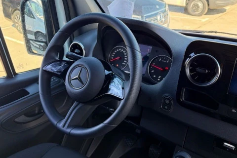 Mercedes-Benz Sprinter 315 CDI FURGÓN PRO LARGO