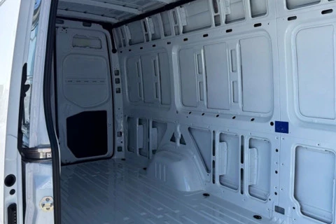 Mercedes-Benz Sprinter 315 CDI FURGÓN PRO LARGO