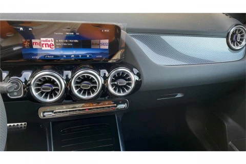 Mercedes-Benz GLA GLA 200 D