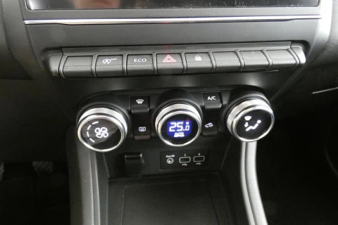 Renault Captur   TCe Intens 74kW