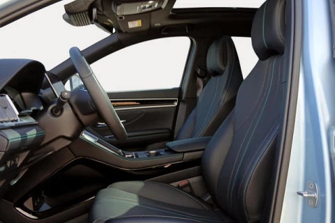 BYD SEAL U DM-i Comfort 160 kW (218 CV)