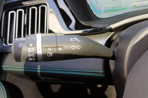 BYD SEAL U DM-i Comfort 160 kW (218 CV)