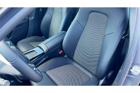 Mercedes-Benz Clase A A 250 e con tecnología híbrida EQ