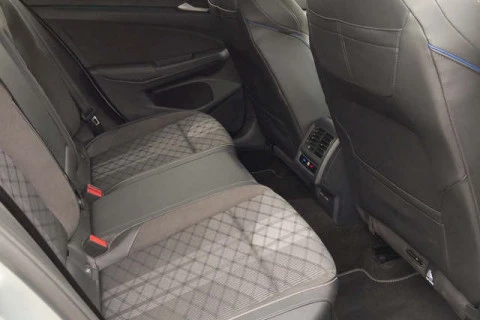 Volkswagen Golf R-Line 2.0 TDI 110 kW (150 CV) DSG