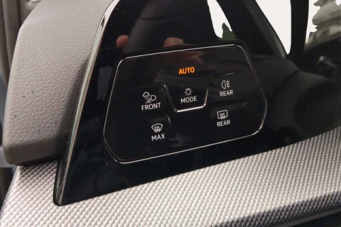 Volkswagen Golf R-Line 2.0 TDI 110 kW (150 CV) DSG