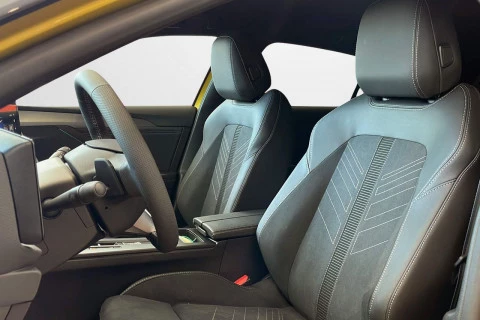 Opel Astra 1.2T XHT Hybrid 107kW Ultimate eDCT6
