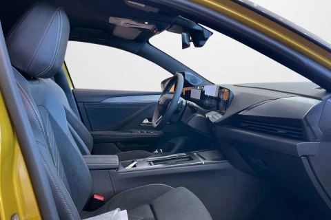 Opel Astra 1.2T XHT Hybrid 107kW Ultimate eDCT6
