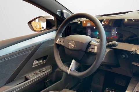 Opel Astra 1.2T XHT Hybrid 107kW Ultimate eDCT6