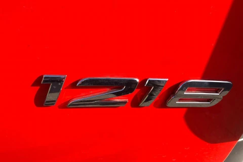 Mercedes-Benz Atego 1218 LNR + BOTELLERO