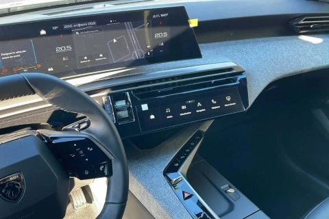 Peugeot 3008 Hybrid 1.2 100KW Allure eDCS6