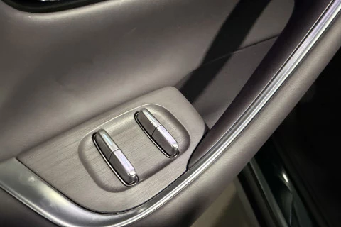 Leapmotor C10 C10 REEV 28.4 kWh Design REEV Hybrid A