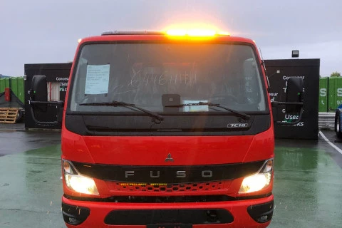 Mitsubishi Fuso Canter 7c18 PLATAFORMA FOIMA